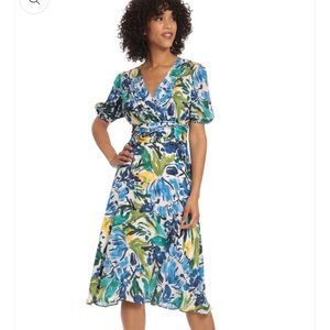 NWT Size 12 Maggy London Julienna Floral Print Dress